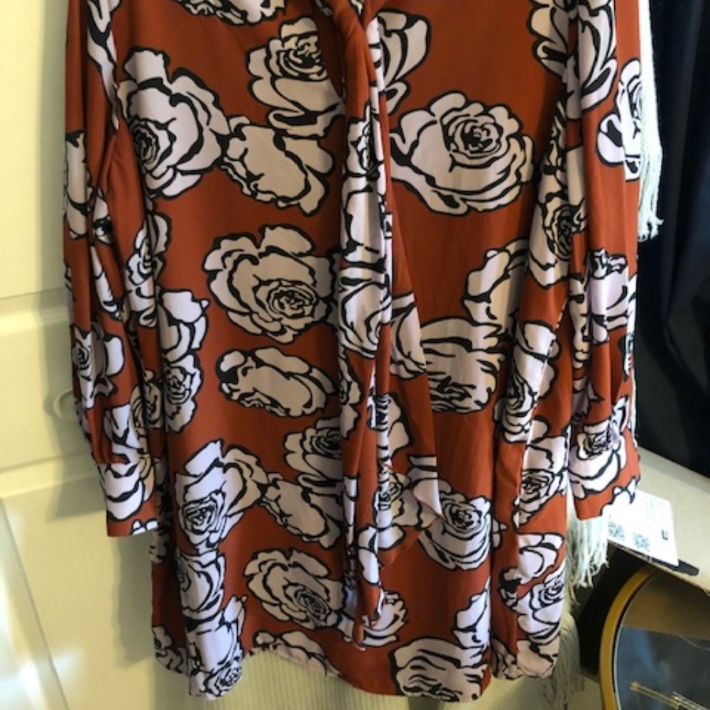 Who What Wear Long Sleeved Rose Printed Dress